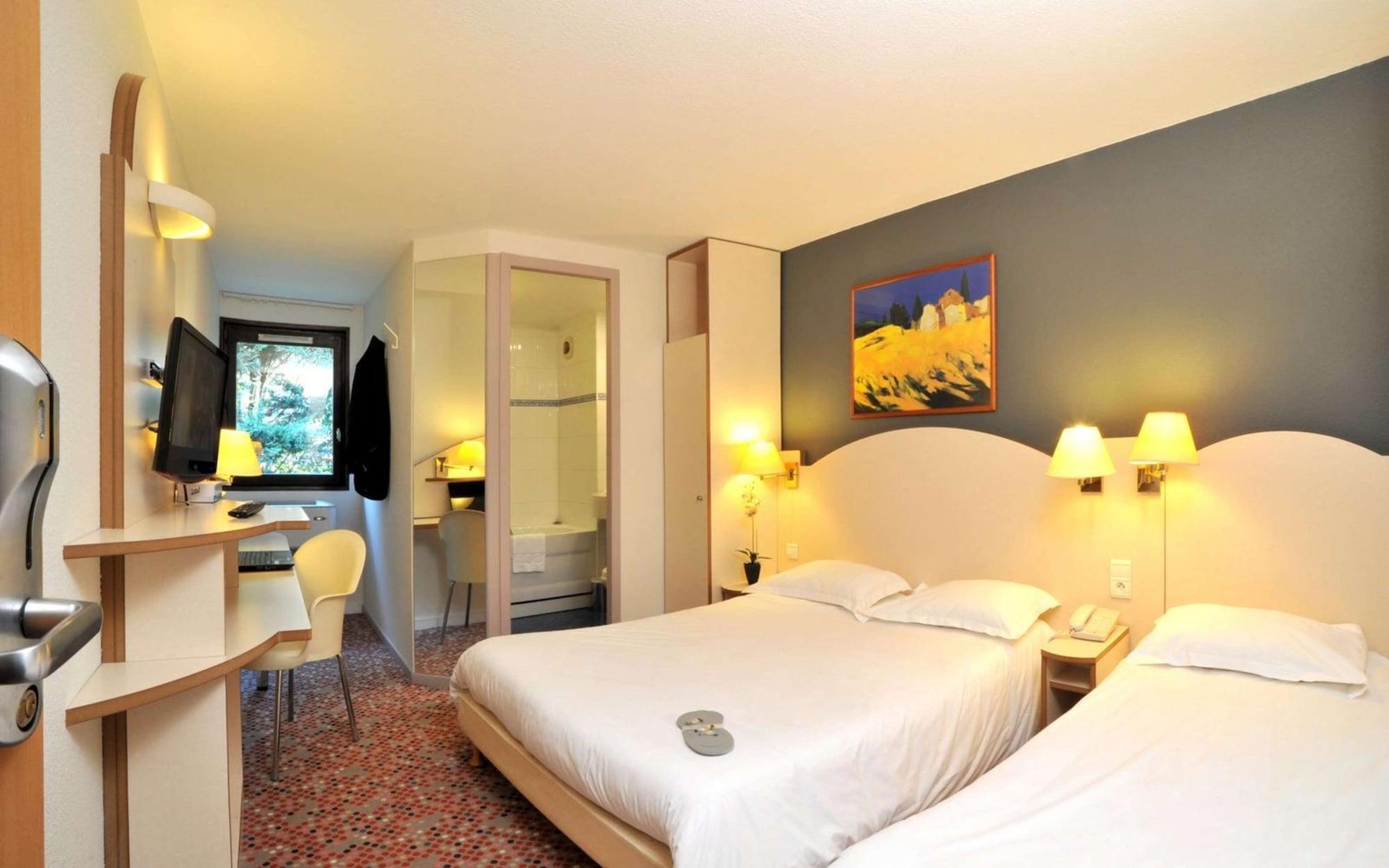 Kyriad Annecy Cran-Gévrier Exteriör bild